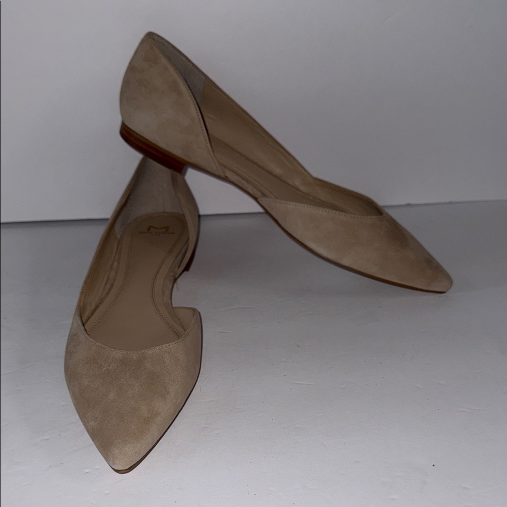 NWT Marc Fisher Beige Suede Pointed Toe Flats Women’s Size 8.5